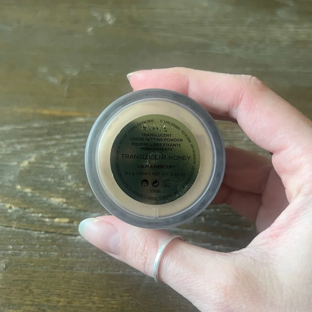 3/$50 💫 Laura Mercier Translucent Loose Setting Powder Mini Translucent Honey